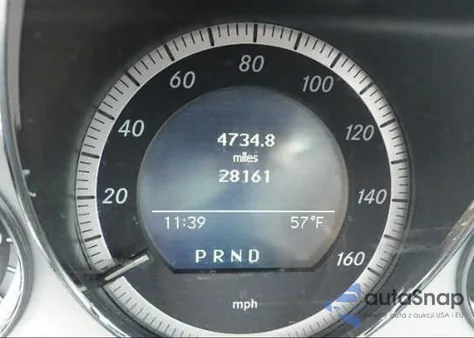 2009 Mercedes-Benz C300 z USA, uszkodzony, nr VIN WDDGF54X69R061899